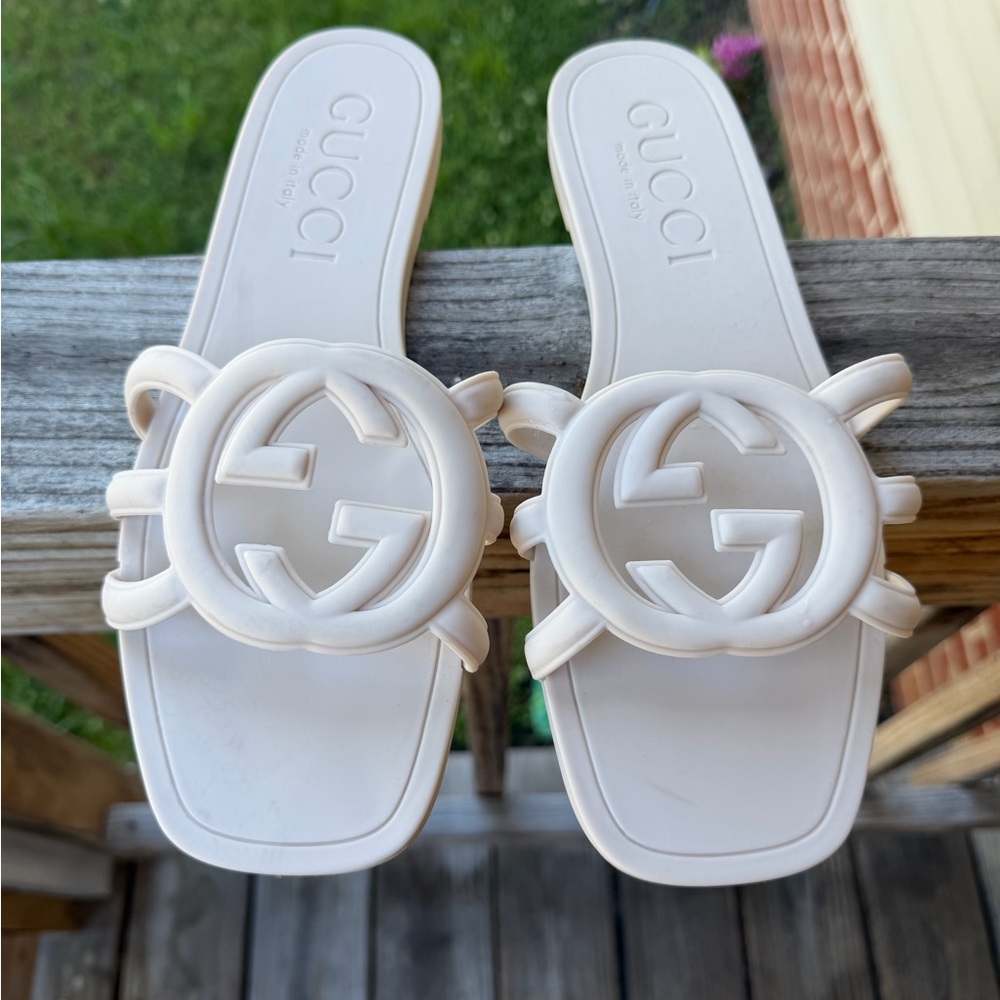 Women's Interlocking G slide sandal size 41 10-10.5 - Picture 2 of 5